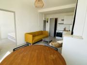 TOULON PLACE D'ARMES 2 PIECES MEUBLE 1 CHAMBRE VUE MER
