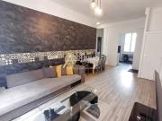 TOULON T3 rénové centre ville ascenseur traversant