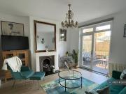 Tower Bridge Road, London, 1 Bedroom Flat