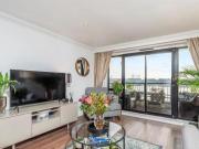 Towerside, Wapping High Street, 2 Bedroom Apartment