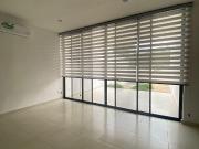 TOWHOUSE EN RENTA CON ALBERCA Y CUARTO DE LAVADO EN...