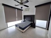 Town House en colonia Maya