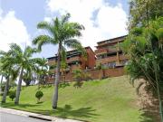 TOWN HOUSE EN LA UNION CON BELLO PAISAJISMO