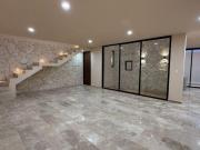 Town House en venta de tres recámaras en San Juan...