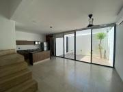 town house semi equipado con excelente ubicación en la...