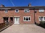 Town house to rent in East Avenue, Syston LE7