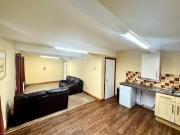 Town Street, Farsley, Pudsey LS28, 2 bed flat to rent,...