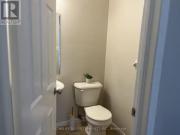 Townhouse 3 Bedroom For Rent Kitchener ON 2650 ES93583177