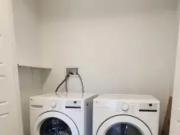 Townhouse 4 Bedroom For Rent Oakville ON 4000 ES93528333