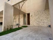 Townhouse amueblado con piscina en Montebello