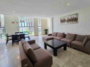 TOWNHOUSE AMUEBLADO FRENTE A PARQUE EN PRIVADA