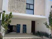TOWNHOUSE DE 2 REC SMART HOME CON PANELES SOLARES EN...