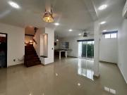 Townhouse de 4 recámaras en RENTA en Punta Estrella,...