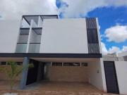 Townhouse de Entrega Inmediata en Venta. Conkal, Mérida