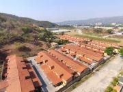 Townhouse en alquiler en Manantial, Res. Le Fonti Naguanagua