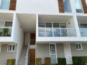 TOWNHOUSE en JURQUILLA en renta