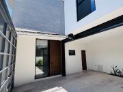 TOWNHOUSE EN RENTA