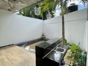 Townhouse en renta de 2 rec?maras en Sodzil Norte