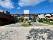 Townhouse en renta en chuburna de hidalgo, sin muebles