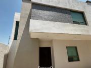 TOWNHOUSE EN RENTA EN LOS VIÑEDOS