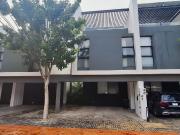 Townhouse en Renta, en privada, 2 hab, Rooftop, alberca,...