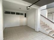 TOWNHOUSE EN RENTA ? Lomas del Guijarro