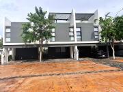 Townhouse en Renta, Privada Luana, 2 hab, Rooftop,...