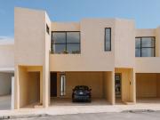 Townhouse en venta de 2 recámaras en Dzityá