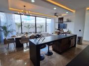 Townhouse en Venta de 3 rec?maras en Cholul