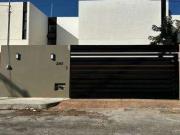 Townhouse en Venta en Merida Montes de ame 2 dormitorios...