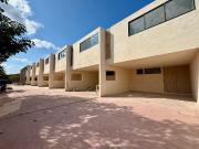 Townhouse en Venta en Mérida, Privada Dzitya 77, Dzitya
