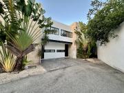 Townhouse en venta en Vista Alegre Norte, Mérida,...