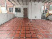 Townhouse en venta Montaña Fresca, Maracay