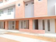 Townhouse en Villas Pie Monte en obra gris Mañongo TCL C...