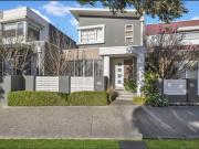 Townhouse for Rent – 96 Henry Road Pakenham