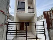Townhouse For Sale in North Fairview Quezon City near...