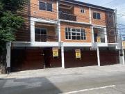 Townhouse For Sale in Pinyahan Quezon City 2 Car Garage...