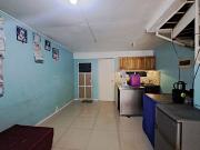 Townhouse for sale in Queenstown Heights 2 Subdivision...