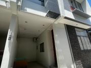 Townhouse For Sale with Playground in Project 8 nr EDSA...