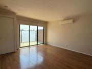 Townhouse in Central Location