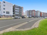 Townhouse Living, 2 Level Apartment New!