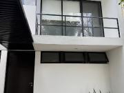 Townhouse Moderno en Colonia Maya