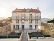 Townhouse para Investimento, licença Alojamento local,...