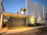 TOWNHOUSE RESIDENCIAL EN VENTA TEMOZON 36, AL NORTE DE...