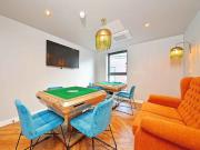 Townhouse Standard B Has an Apartment