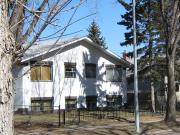 Townhouse with private yard, ensuite laundry, private...