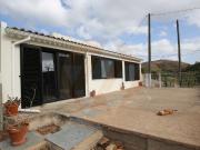 Tradicional, Espaçosa e Renovada Casa de campo a 2 km de...