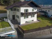 Traditionshaus auf sonnigem Grundstück mit...