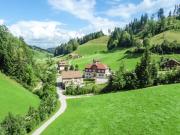 Traditionsreiches Gasthaus am Fusse des Napfes