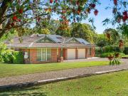 Tranquil Acreage Living, Minutes from Convenience Tranquil Acreage Living, Minutes from Convenience